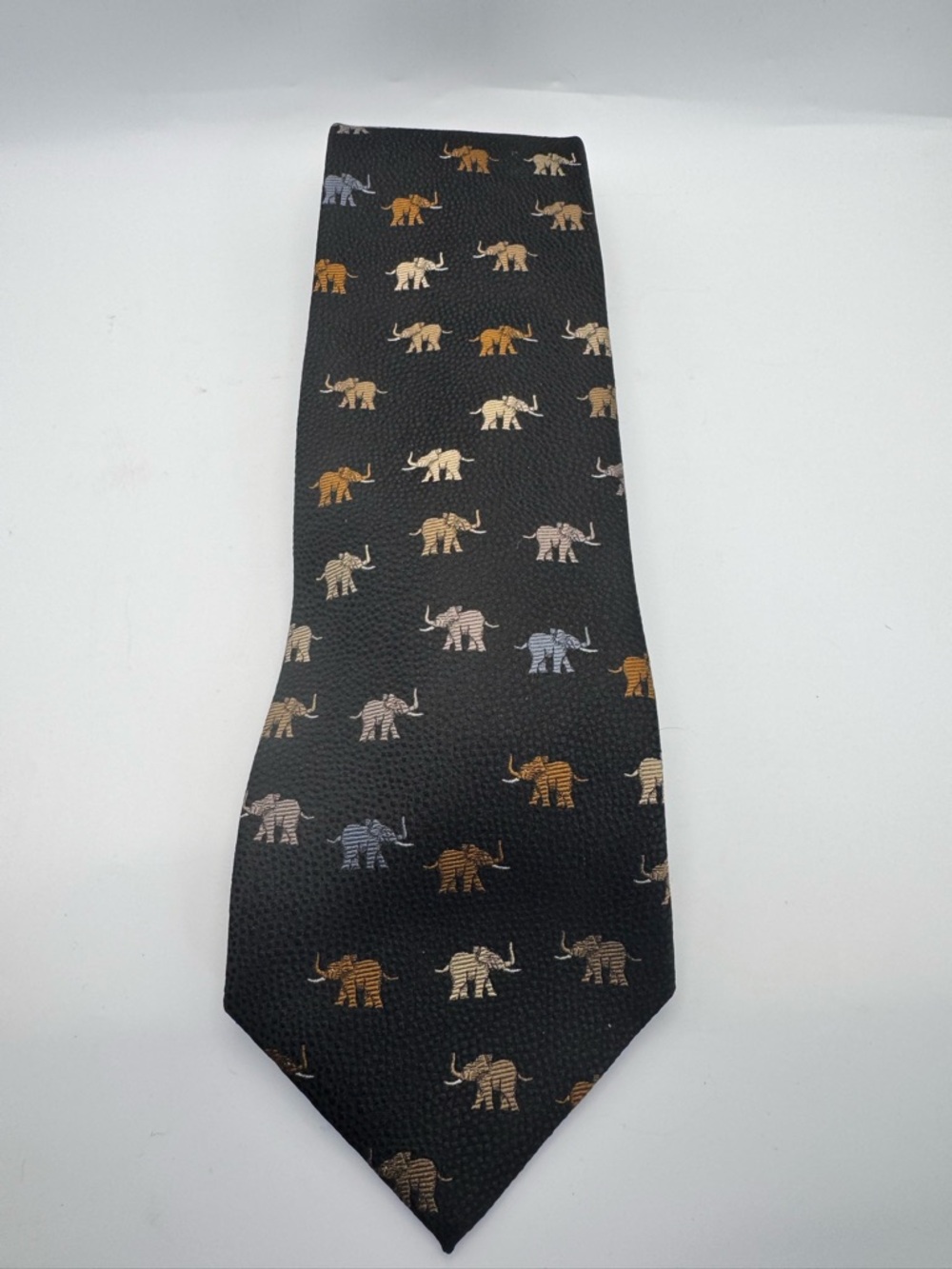 Vintage Jim Thompson Black Silk Mens Neck Tie Made In Thailand elephant Print